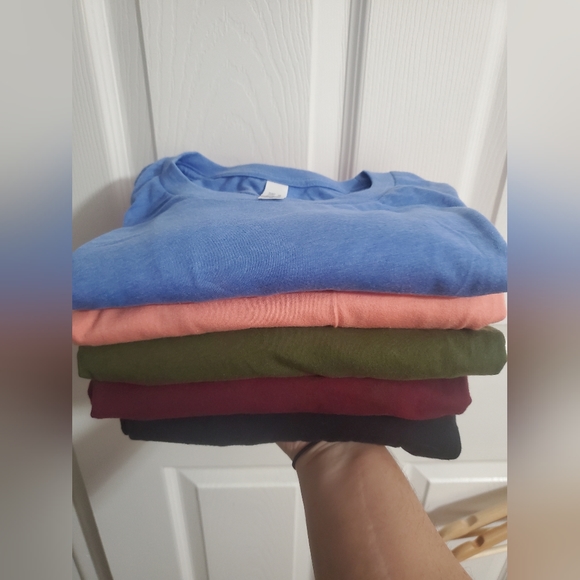 BUNDLE ✨️ Bella Canvas Short Sleeves Tee - Picture 9 of 11